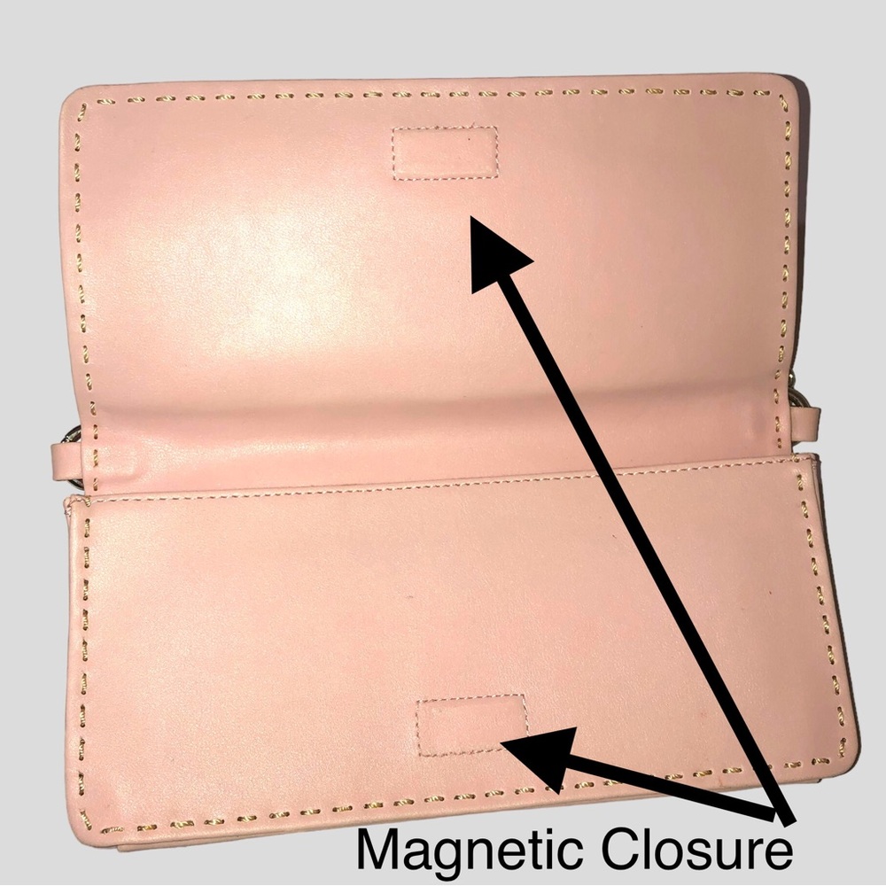 Customized Bijou Pink Handbag ~ Faux Leather ~ Chain Handle Accent ~ Flo… - Picture 4 of 8